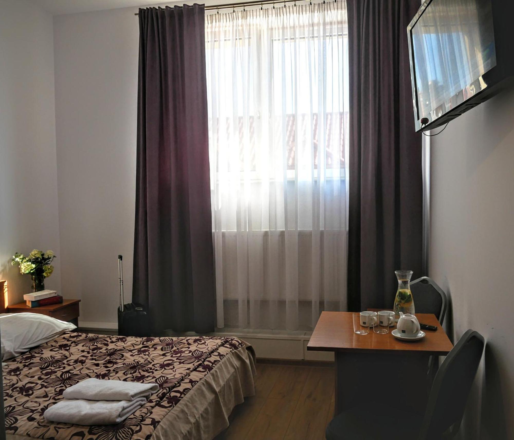 Hostel Evotel Zielonka  Eksteriør billede